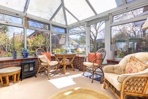 Photo 9- click for photo gallery